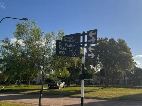 LOTE /TERRENO  con PROYECTO de CONSTRUCCION