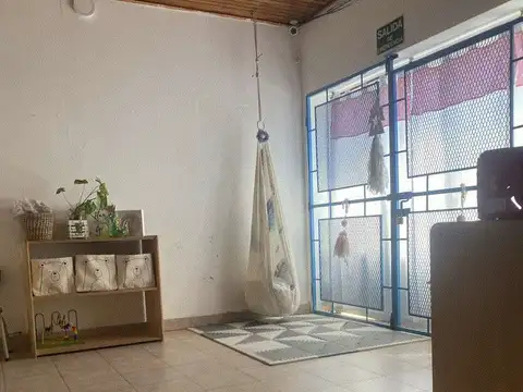 Casa 6 ambientes con 5 baños