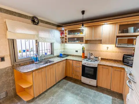 Casa en Venta con 1 cochera