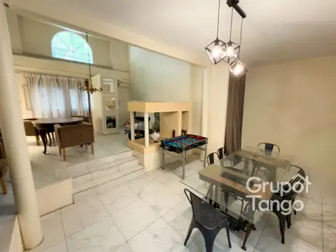 Depto Tipo Casa en Venta de 3 dormitorios