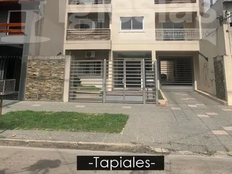 Cocheradescubierta  en venta ubicado en Tapiales