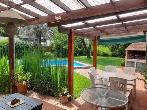 Casa en Alquiler de 4 dormitorios