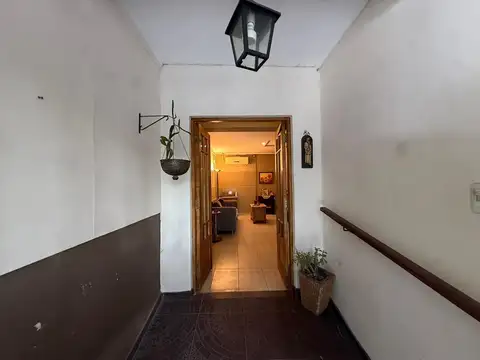 Amplia Casa Centro Escobar Con Pileta