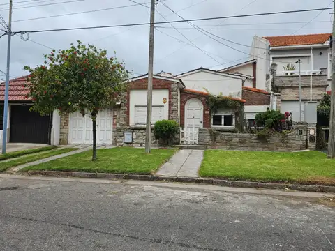 6 AMB CHALET A 100MTS DE LAS PLAYAS