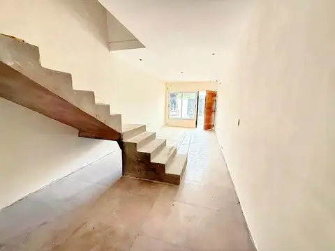 Duplex a estrenar en zona residencial barrio Nebel