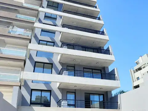 SEMIPISOS DE CATEGORÍA CON COCHERA INCLUIDA