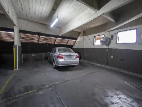 VENTA – 3 COCHERAS – JUNTAS O POR SEPARADO – BARRIO NORTE