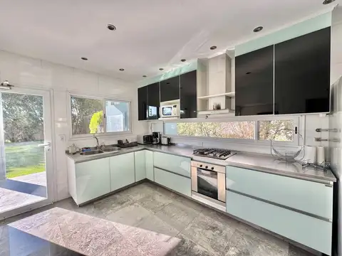 Casa en Alquiler Temporal de 4 dormitorios