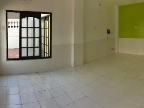 Casa en Venta en Ramos Mejia Sur, USD 240.000