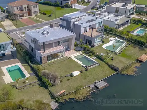 Casa en Venta al Sudeste