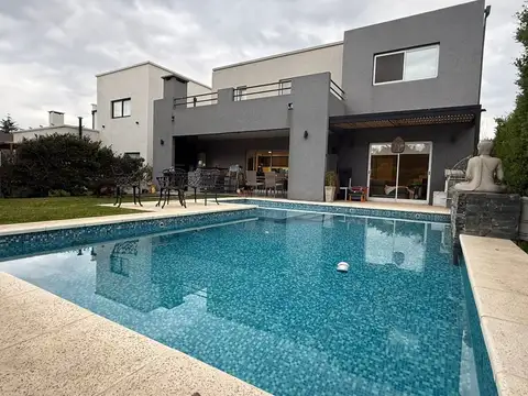 Casa Harás Maria Victoria