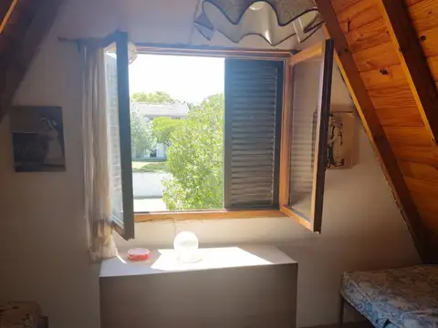 Hermoso alpino sobre calle Venecia