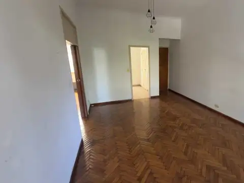 Departamento en Alquiler en Monserrat, $ 850.000