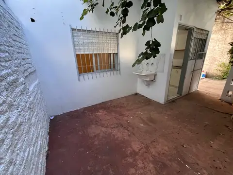 Depto Tipo Casa en Alquiler en Moreno, $ 350.000