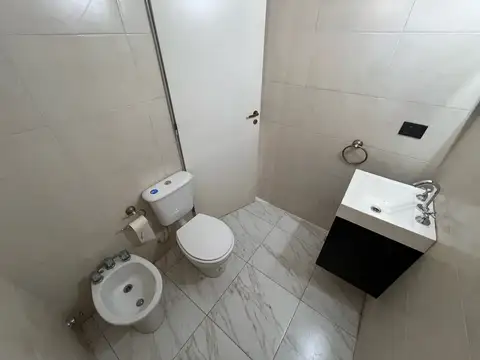 Depto Tipo Casa 2 ambientes con 1 baño