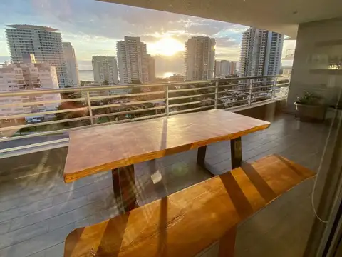 Francisco Salazar , Piso 10