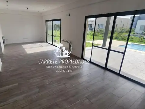 Casa en Venta en Santo Tomas, USD 200.000