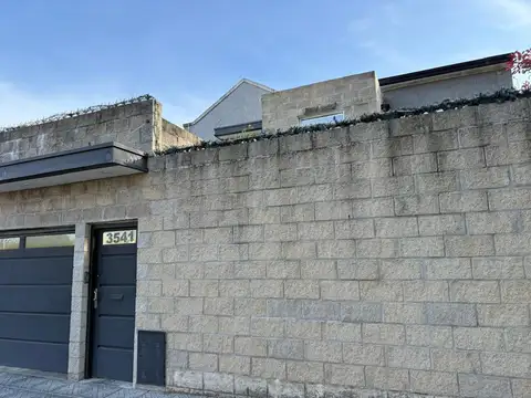 Casa en Venta en Ezpeleta Oeste, USD 159.000