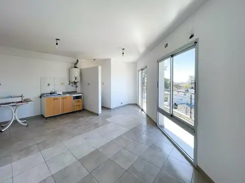 Gobernador Manuel Crespo 1200