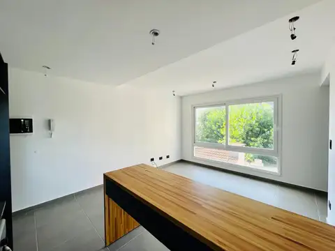 Alvarez Jonte 400, Piso 2