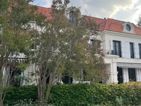 Casa en Venta en La Isla 6 dormitorios, Nordelta 200