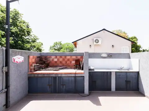 Casa en Venta en Burzaco, USD 125.000