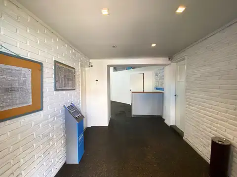 Local en Venta 30 años