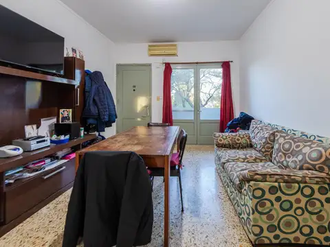 EN VENTA- DEPARTAMENTO DE TRES DORMITORIOS-LAS HERAS