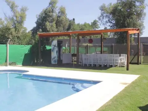 Quinta de  960 m² con quincho y pileta  - Barrio Parque Tortuguitas