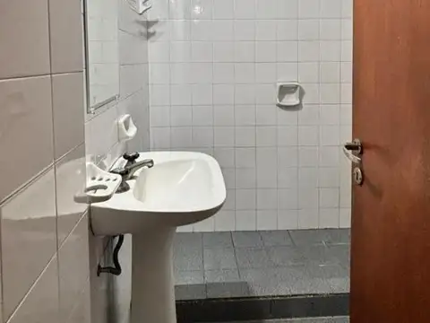 Depto Tipo Casa en Alquiler en Quilmes, $ 490.000