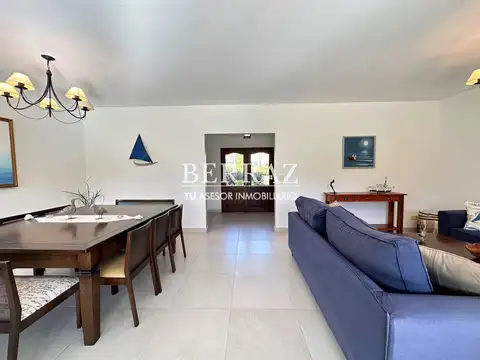 Casa 6 ambientes con 3 baños