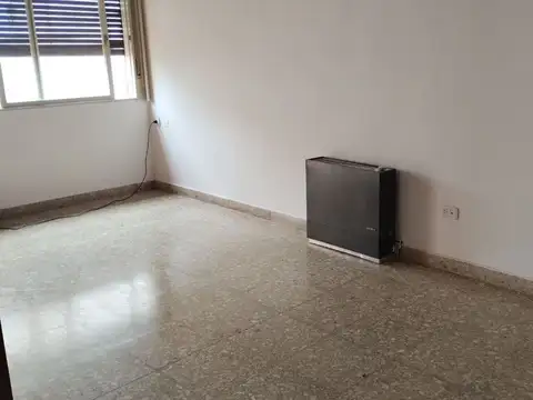 Depto Tipo Casa en Alquiler 49 años