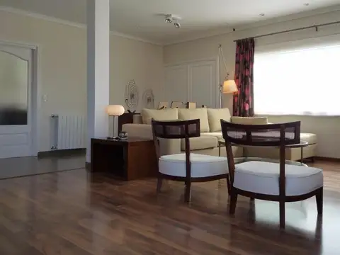 Casa en Alquiler Temporal en Pinamar, USD 0