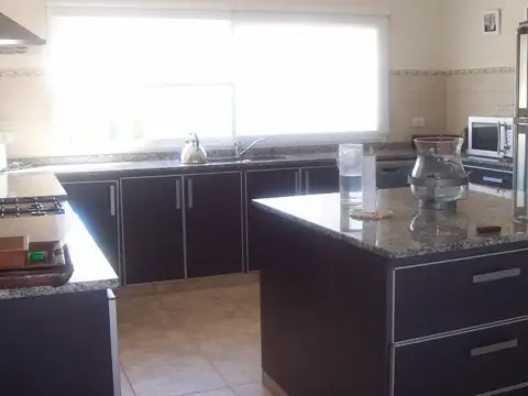 Casa en Alquiler Temporal al Oeste