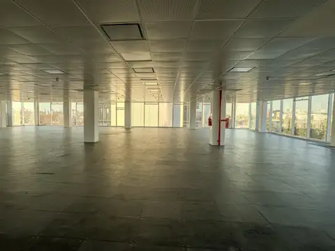 Alquiler Oficinas Edificio Corporativo AAA Panamericana y General Paz