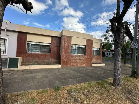 Depto Tipo Casa en Venta con 1 cocheras