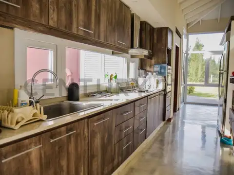 Estancia Las Malvinas , Piso 0