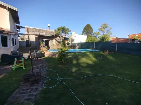 Casa Chalet  en Venta en Solares del Norte, Del Viso, Pilar