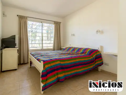 Casa: Quinteros N° 2668 e/Andrade y Obligado - C418