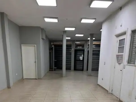 Local comercial en alquiler zona Boedo
