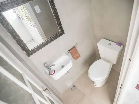 Depto Tipo Casa en Venta 60 años