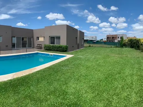 Casa en Cantón Golf desde Marzo