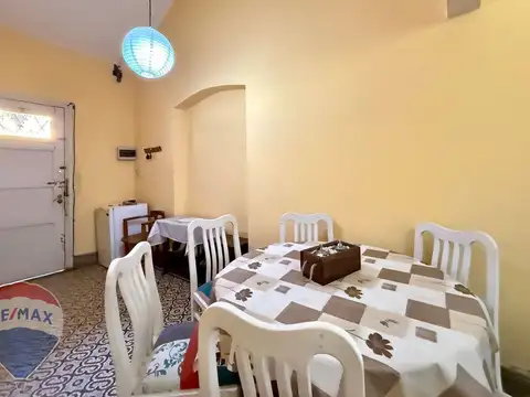 Casa 5 ambientes con 1 baño