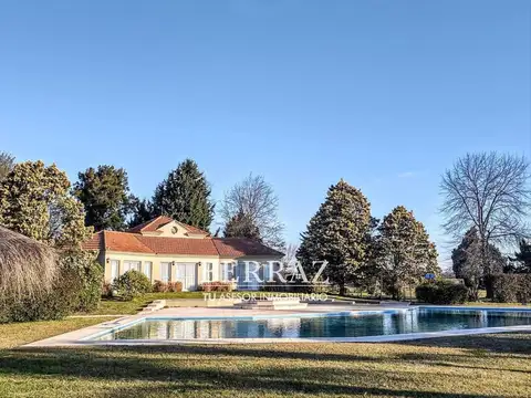 Lote venta SB en Los Alcanfores Pilar de 1024 m2