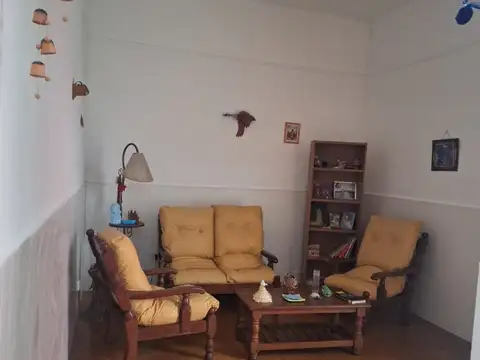 Depto Tipo Casa en Venta de 4 ambientes