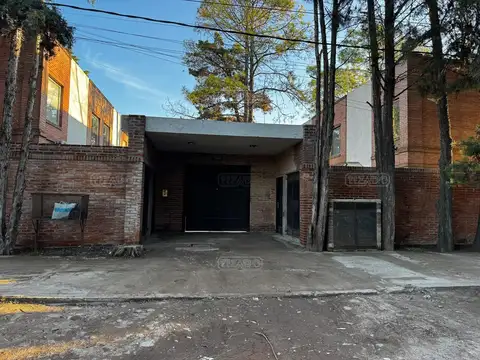 Departamento Dúplex  en Alquiler en Francisco Álvarez, Moreno, G.B.A. Zona Oeste