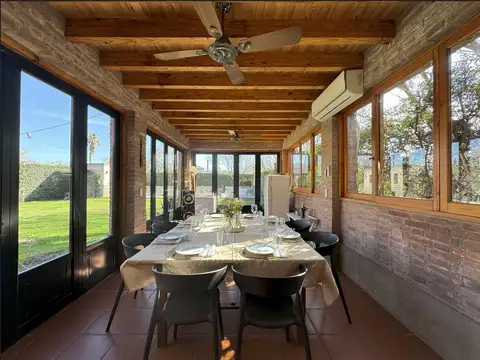 venta de casa b°el remanso 5 dorm chacras de coria