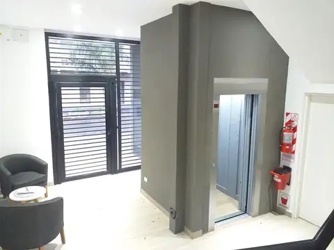 VALENTIN CARDOZO 2200, Piso 2