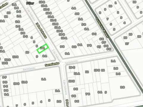 Tres de Febrero e/ Sarmiento y Mariano Necochea