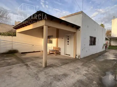 Casa Céntrica En Venta - Colon